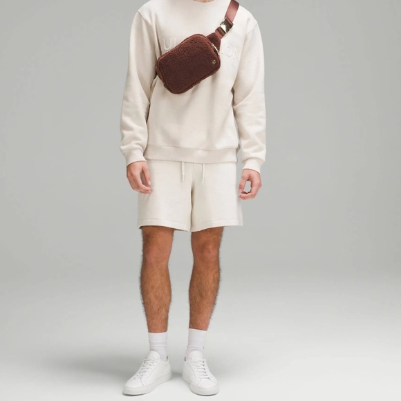 Everywhere Belt Bag Large 2L *Fleece - Brown Earth/Gold - Picture 2 of 3